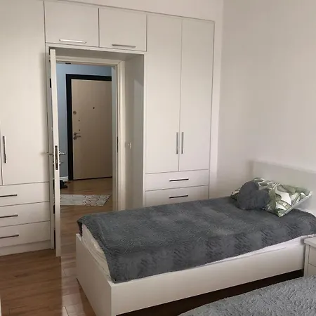 Savas Flat Kamëz
